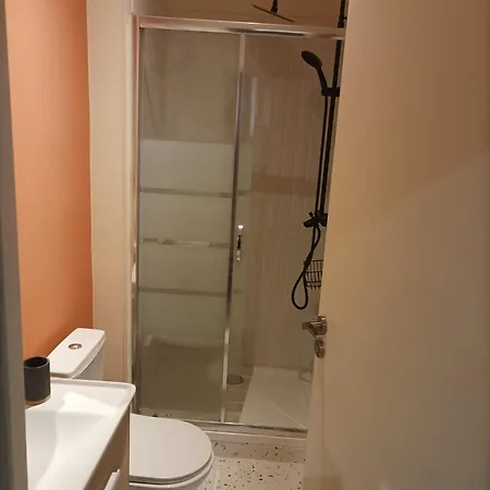 à à 10 Minutes De La Gare Et De La Cathédrale Apartamento *