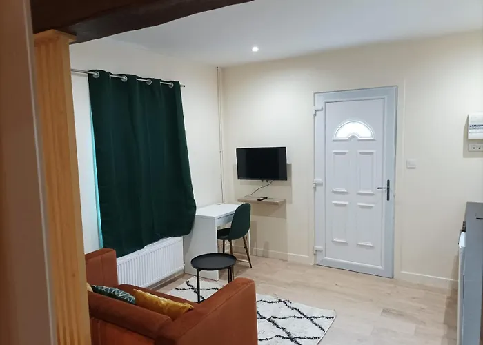 A A 10 Minutes De La Gare Et De La Cathedrale *